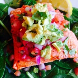 Southwest Salmon Salad {21 Day Fix} | Recipe from ConfessionsOfAFitFoodie.com