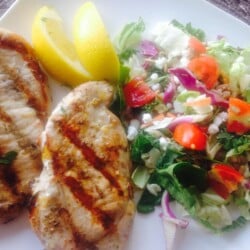 Grilled Lemon-Herb Pork Chops {21 Day Fix} - Recipe from Confessions of a Fit Foodie