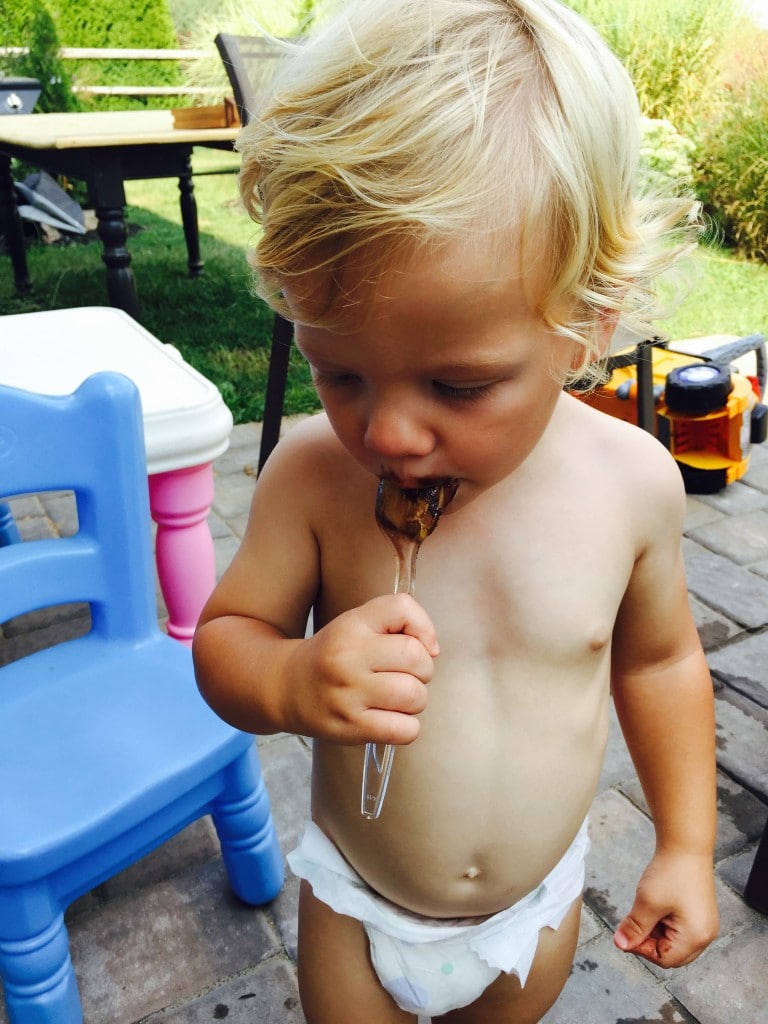 21 Day Fix frozen chocolate peanut butter spoons are loved by kids AND adults!