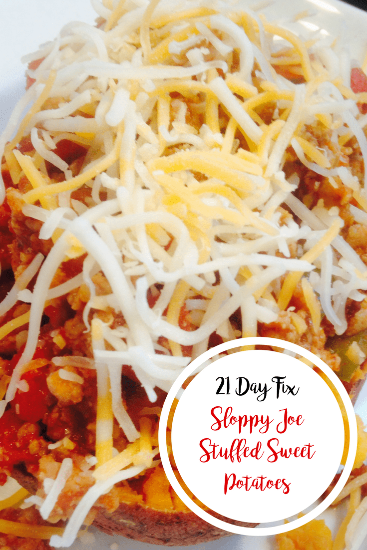 Sloppy Joe Stuffed Sweet Potatoes {21 Day Fix} | Confessions of a Fit Foodie