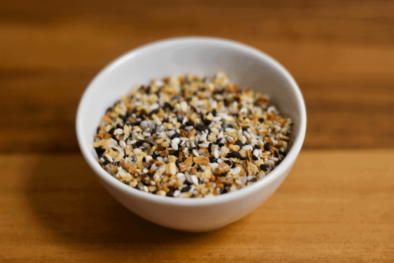 DIY Homemade Everything Bagel Seasoning | Confessions of a Fit Foodie