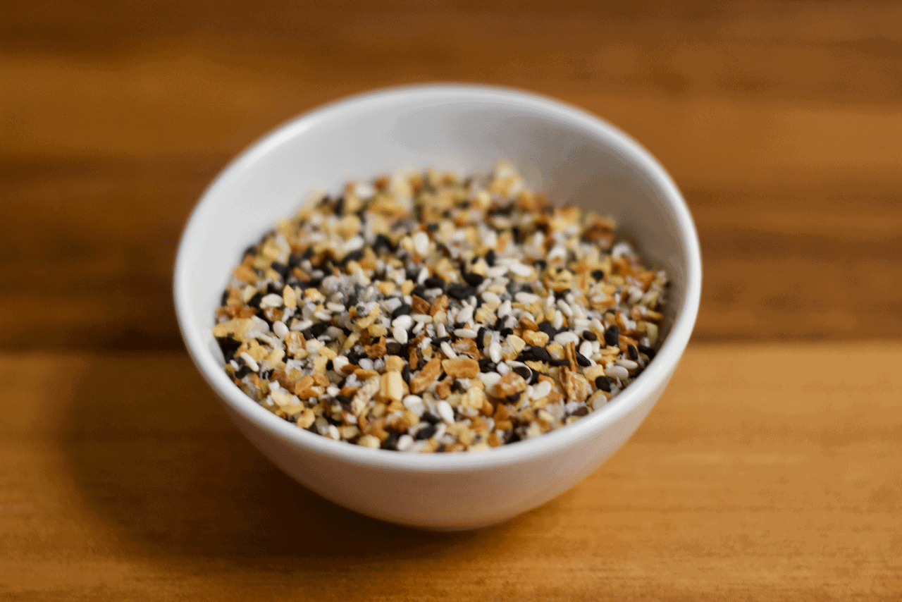 Diy everything bagel seasoning hotsell