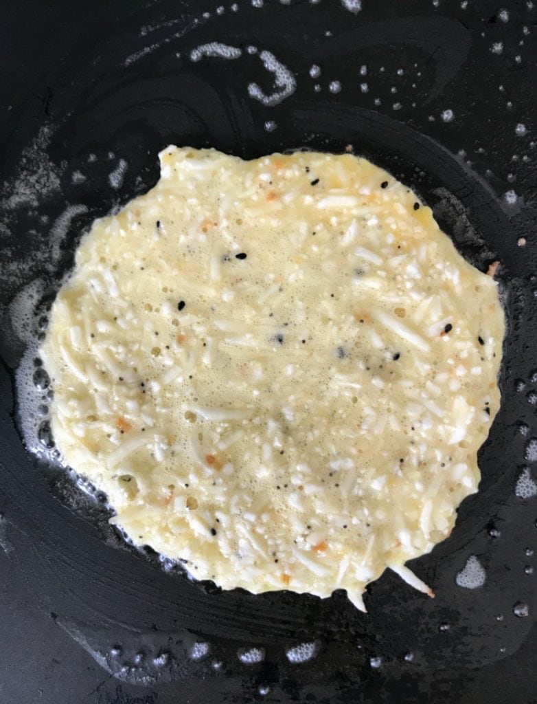 Low Carb Cauliflower Hash Browns | Confessions of a Fit Foodie