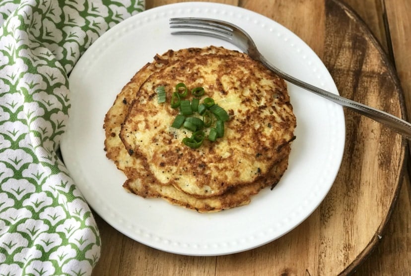 https://confessionsofafitfoodie.com/wp-content/uploads/2018/03/Cauliflower-Hash-Browns-topped-with-Green-Onions.jpg