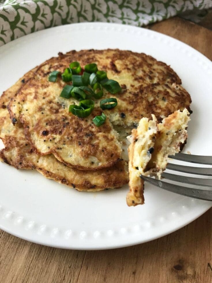 Low Carb Cauliflower Hash Browns Confessions of a Fit Foodie