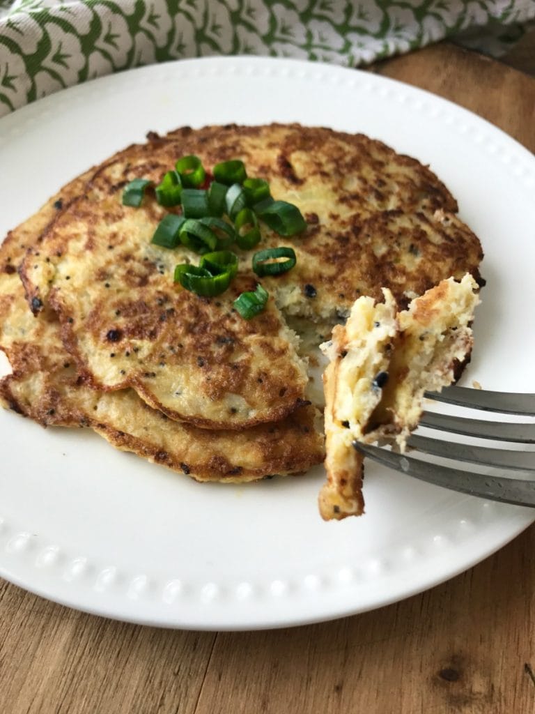 Low Carb Cauliflower Hash Browns | Confessions of a Fit Foodie
