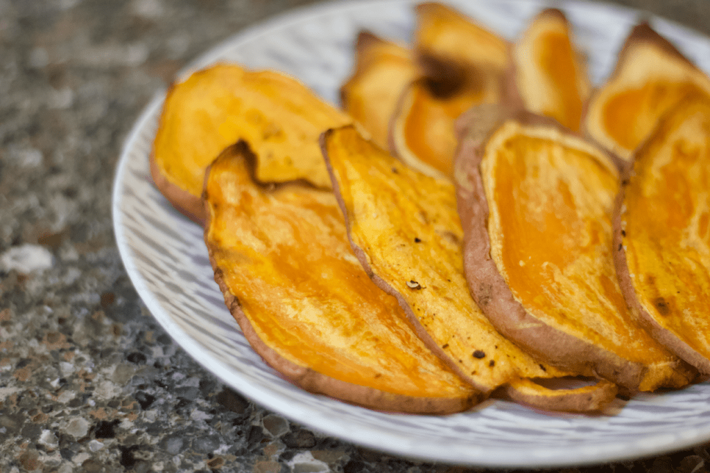 How to Meal Prep Sweet Potato Toast | Confessions of Fit Foodie An easy step-by-step tutorial on how to cook sweet potato toast in large batches for meal prep purposes! 