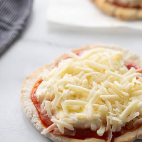 Air Fryer Personal Pizza - Real Mom Kitchen - 5 ingredients or less