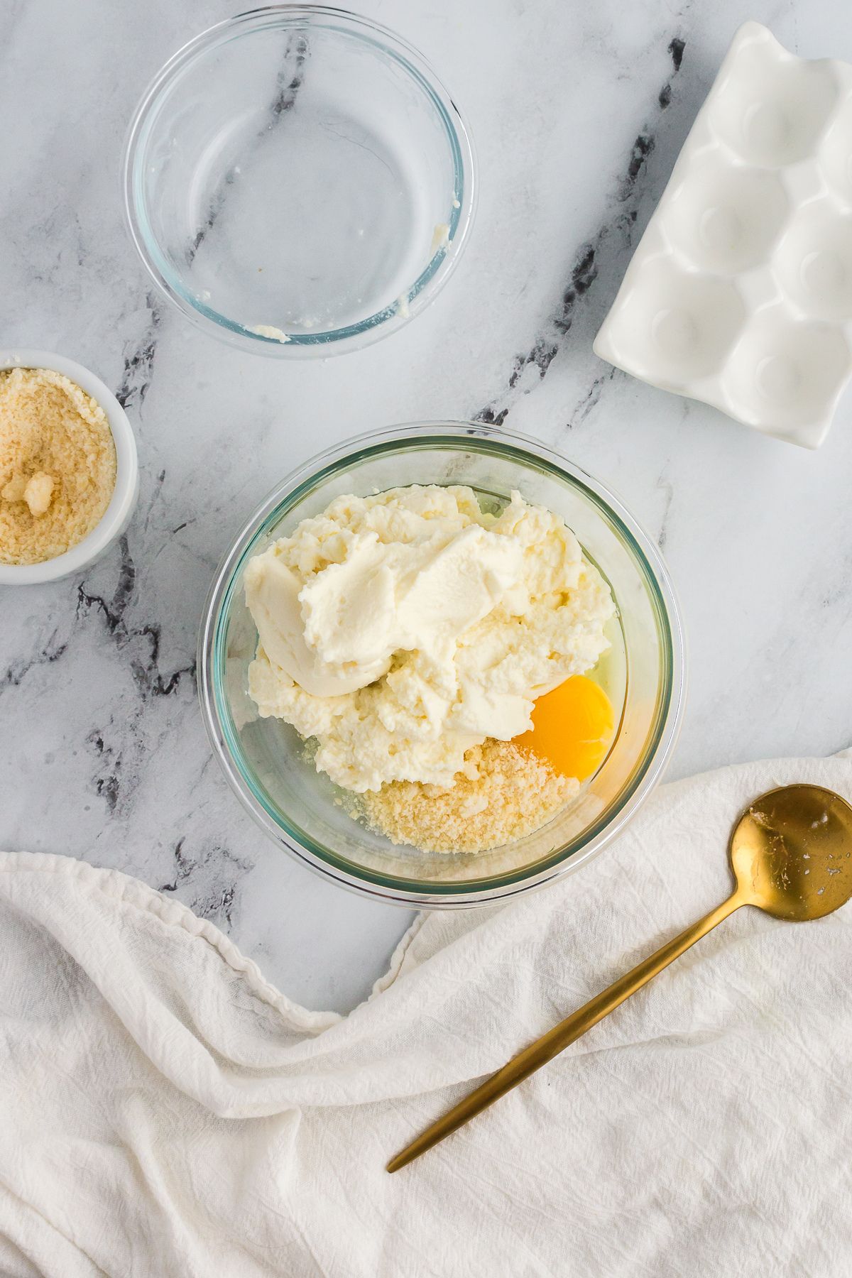 Ricotta with egg and parmesan cheese.